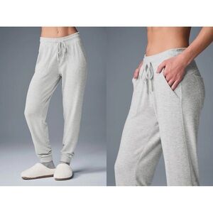 ALO Yoga Athletic Heather Gray Women's SoHo Joggers